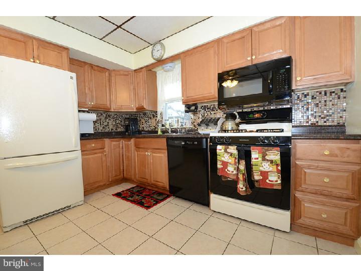 301 South State Road Upper Darby, PA 19082 - Photo 7 of 14 Kitchen