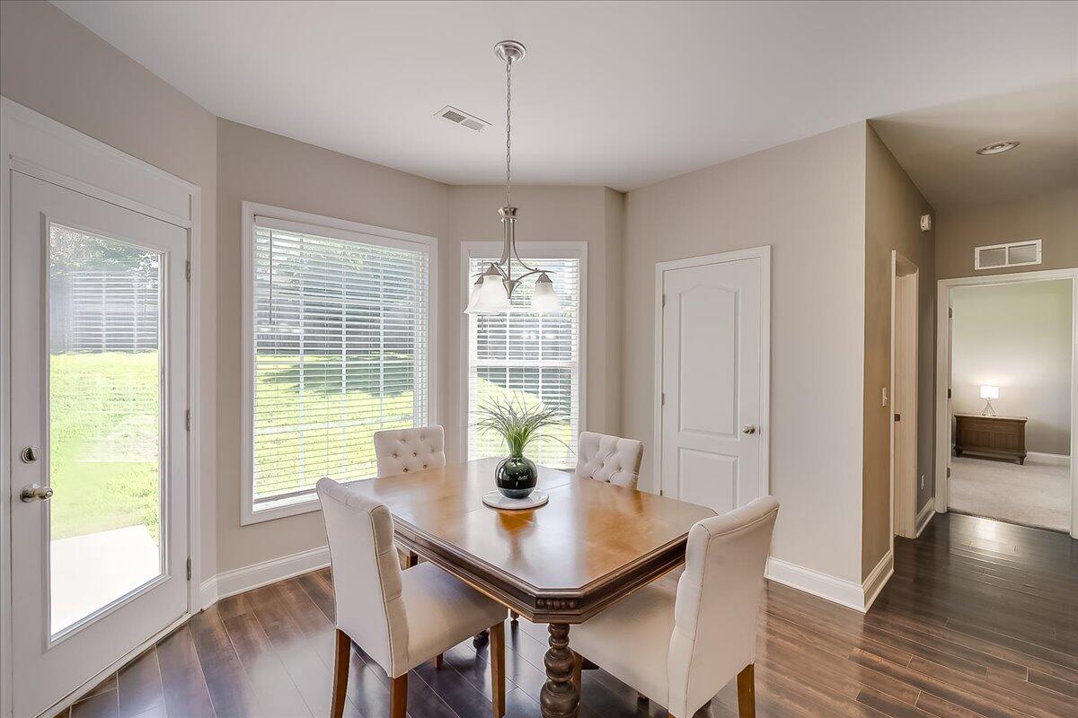4333 Ridgewater Drive Lexington, KY 40515 - Photo 8 of 51 12-2-11
