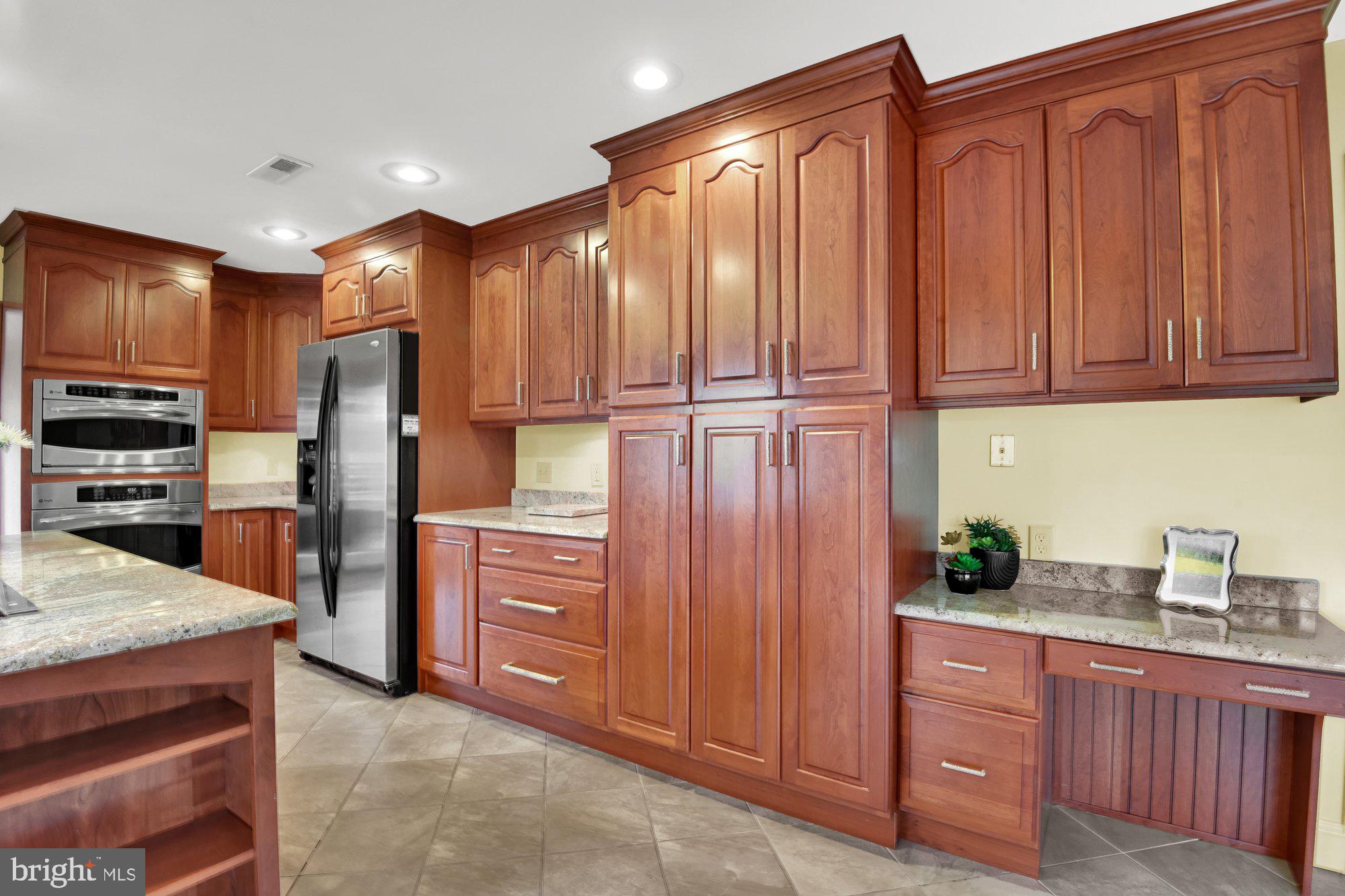 16429 Yeoho Road Sparks, MD 21152 - Photo 17 of 39 Updated kitchen