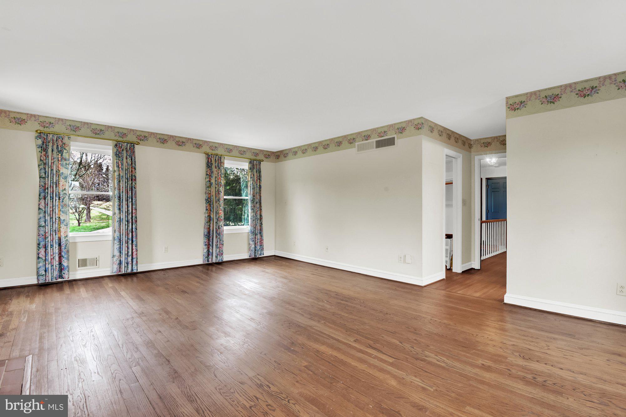 16429 Yeoho Road Sparks, MD 21152 - Photo 24 of 39 Primary Bedroom with walk-in closet