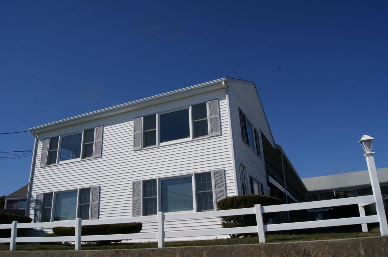 a view of backyard with deck