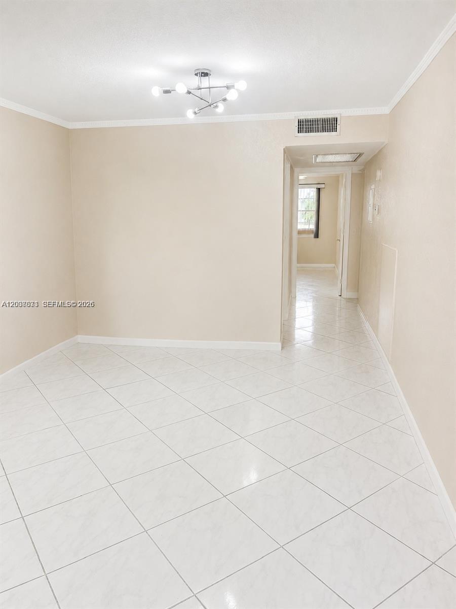 2050 Newcastle A, Unit 2050 Boca Raton, FL 33434 - Photo 4 of 11
