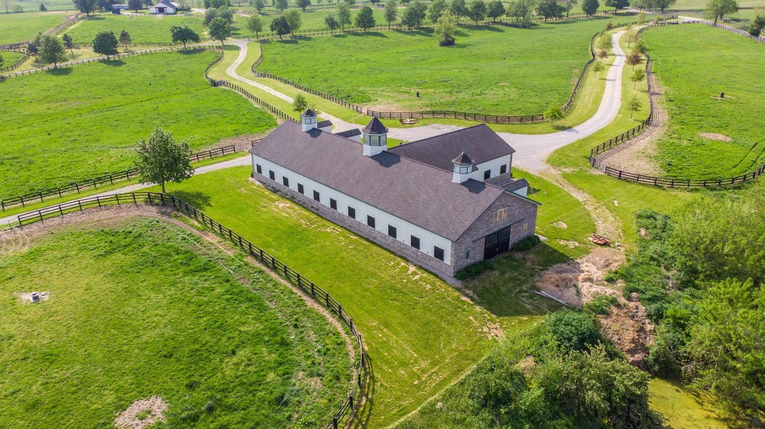 282 Escondida Road Paris, KY 40361 - Photo 5 of 48 Photo 5