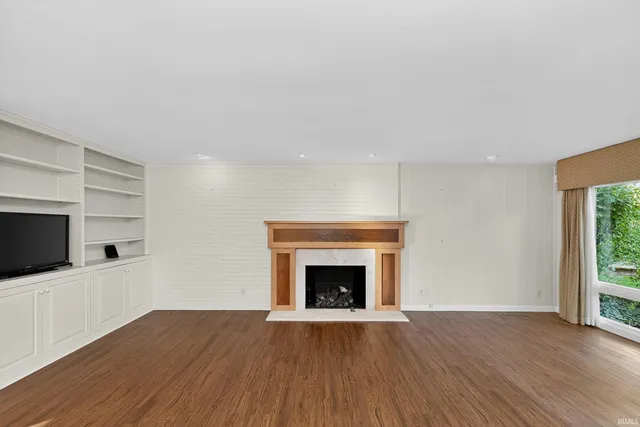 $374,900 | 5 St Joseph Manor, Elkhart, IN 46516