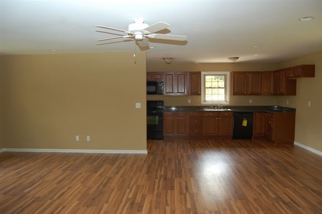 115 Hillview Circle Anderson, SC 29621 - Photo 14 of 25 Gallery Image 14