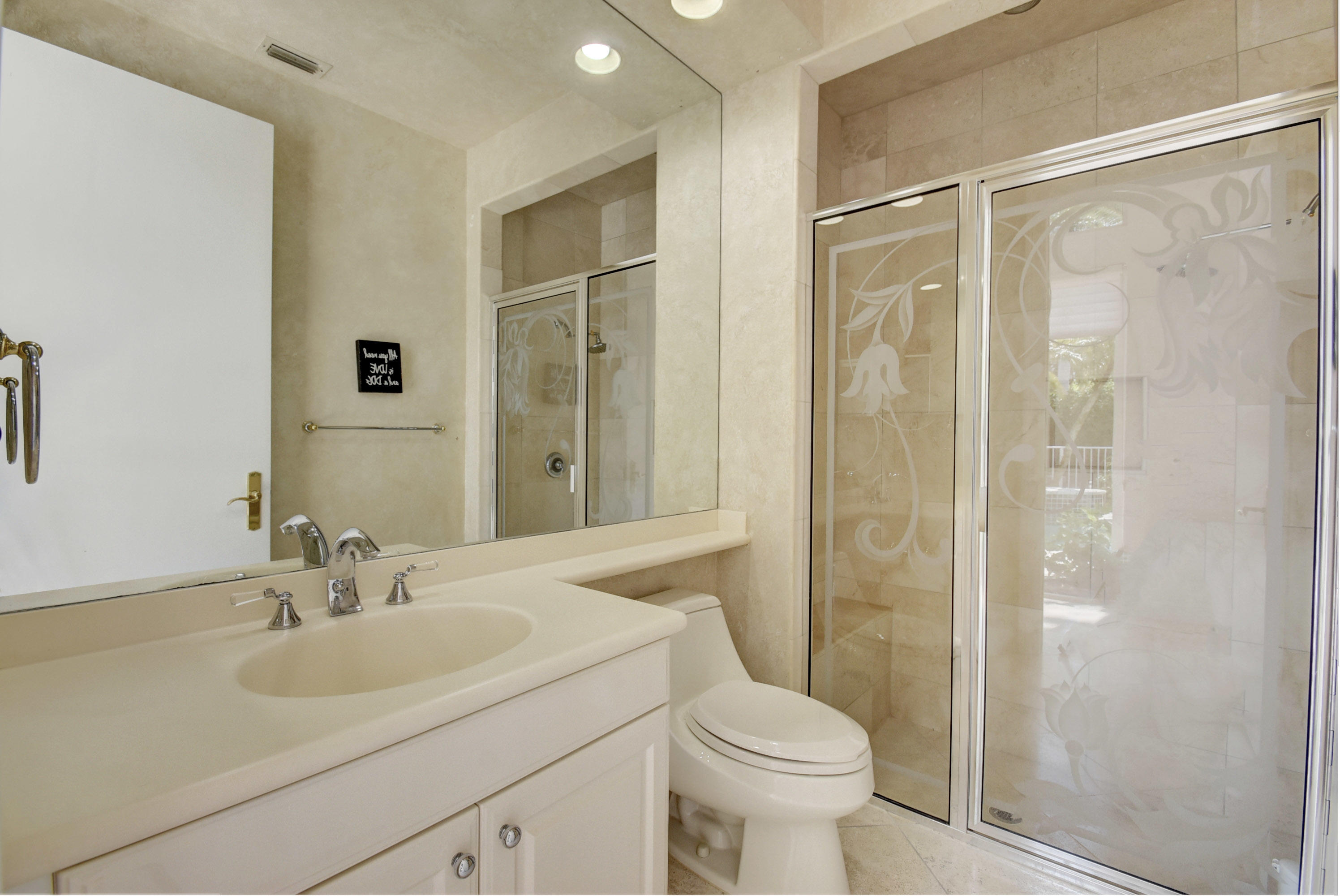 6501 Northwest 39th Terrace Boca Raton, FL 33496 - Photo 21 of 30 Bathroom