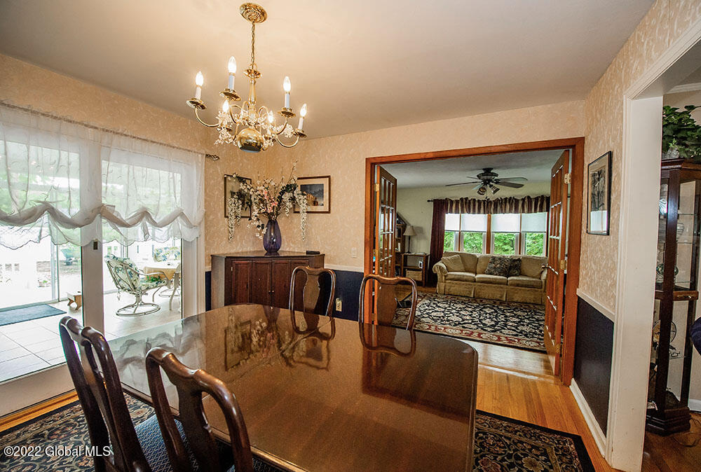 20 Albin Road Bethlehem, NY 12054 - Photo 11 of 35 11