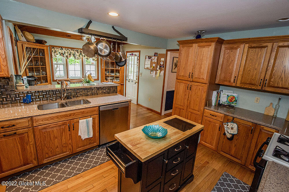 20 Albin Road Bethlehem, NY 12054 - Photo 14 of 35 14