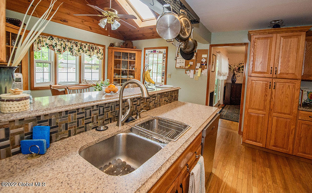 20 Albin Road Bethlehem, NY 12054 - Photo 17 of 35 17