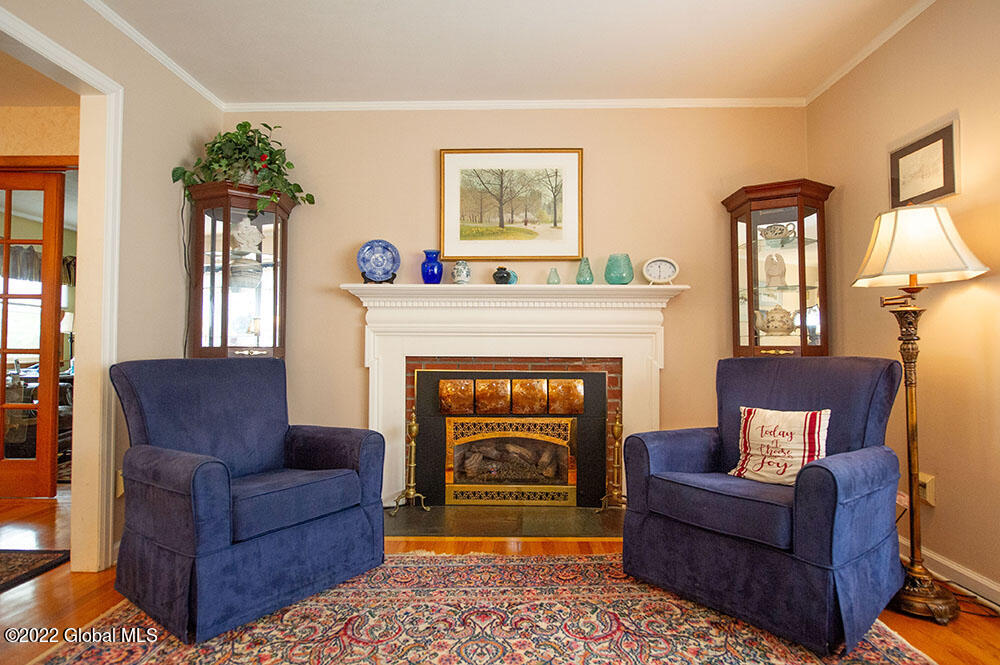 20 Albin Road Bethlehem, NY 12054 - Photo 8 of 35 8