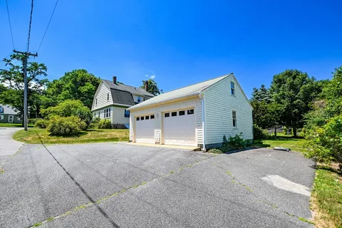 $559,000 | 1067 Sandwich Road, Bourne, MA 02561