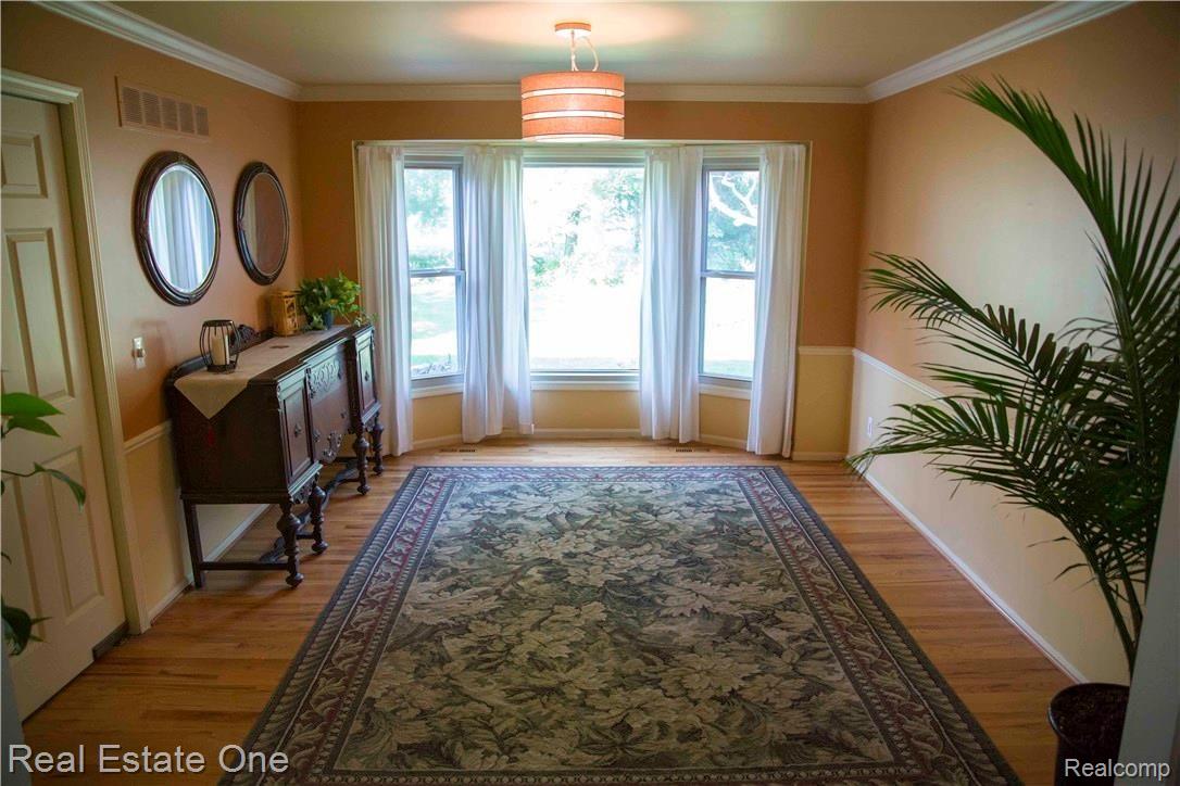 1736 North Kilburn Road Rochester, MI 48306 - Photo 6 of 32 Kilburn-1003.jpg