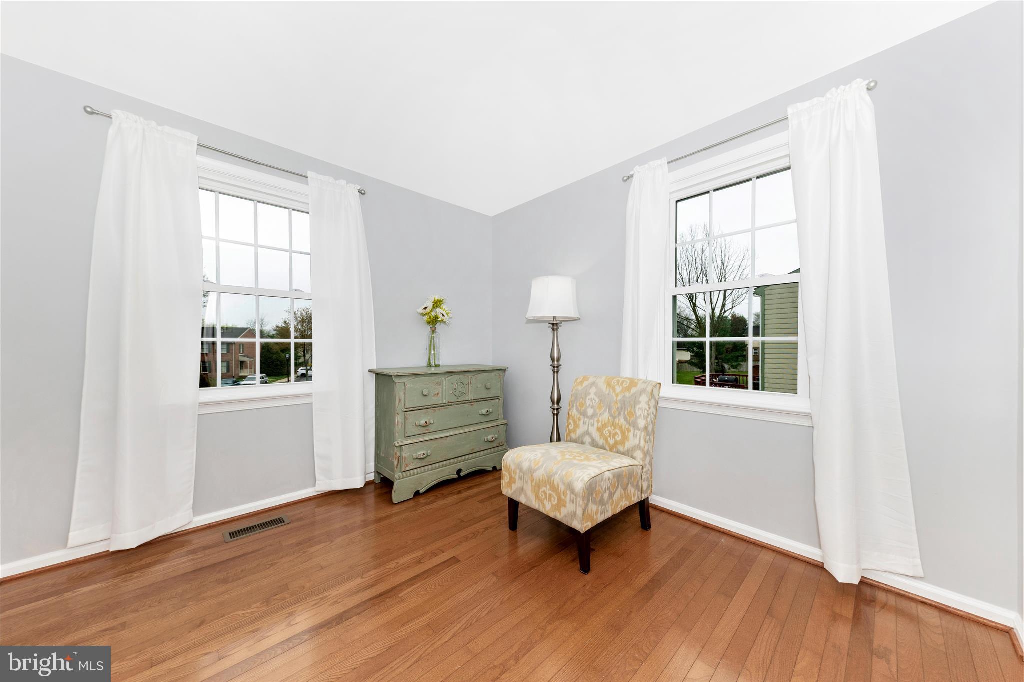8226 Red Wing Court Frederick, MD 21701 - Photo 20 of 45 a room with furniture and a window