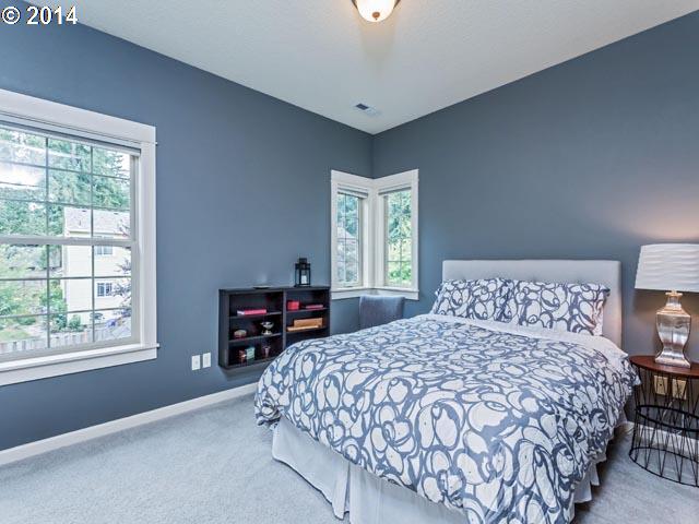 5433 Southwest Hume Street Portland, OR 97219 - Photo 11 of 16 Bedroom
