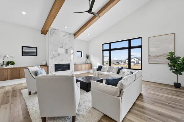 $1,269,500 | 1403 Atlas, Waunakee, WI 53597