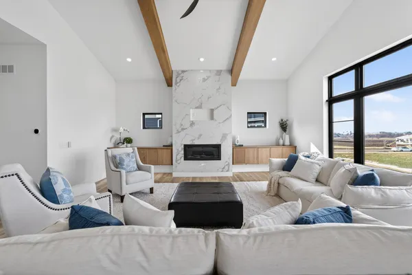 $1,269,500 | 1403 Atlas, Waunakee, WI 53597