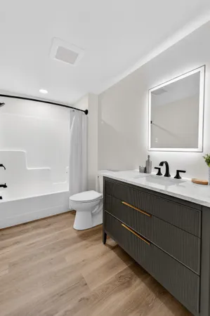 $1,269,500 | 1403 Atlas, Waunakee, WI 53597