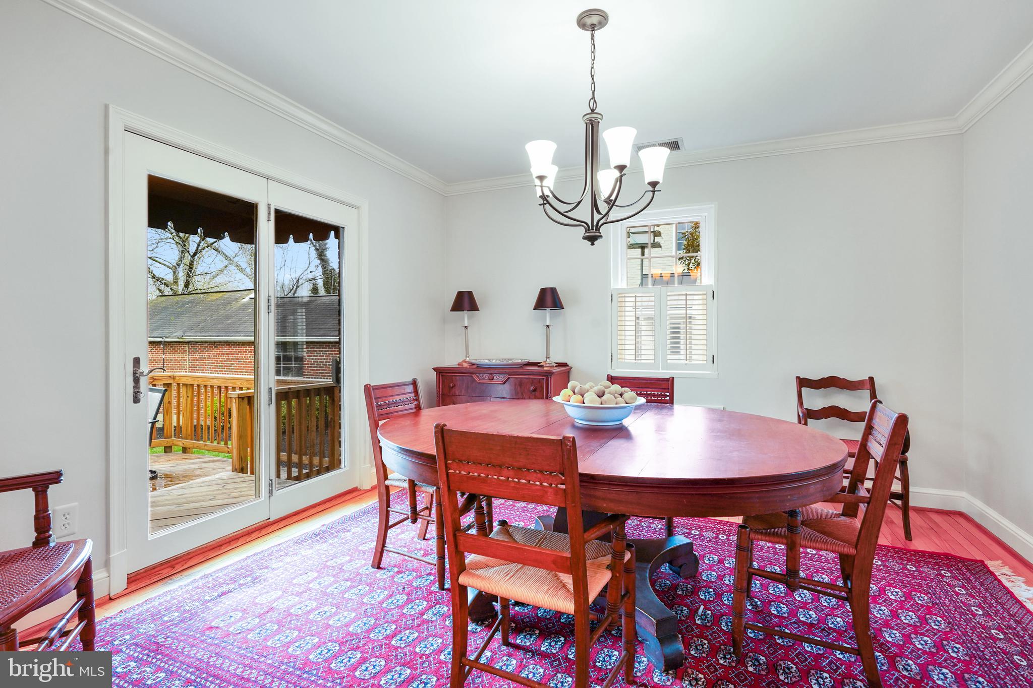 904 West Braddock Road Alexandria, VA 22302 - Photo 5 of 41 Dining Room