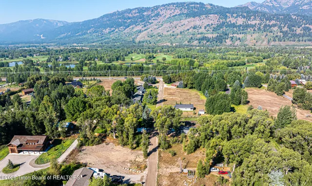 $3,300,000 | 3820 Pony Drive, Wilson, WY 83014