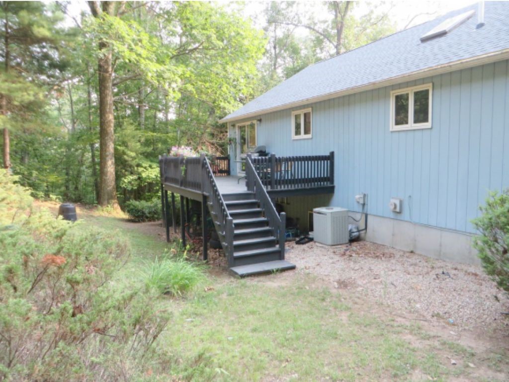 142 Bush Hill Road Hudson, NH 03051 - Photo 22 of 24