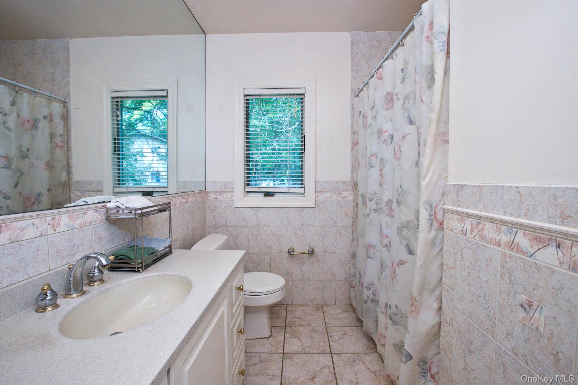 586 Union Road Spring Valley, NY 10977 - Photo 17 of 29 Gallery Image 17