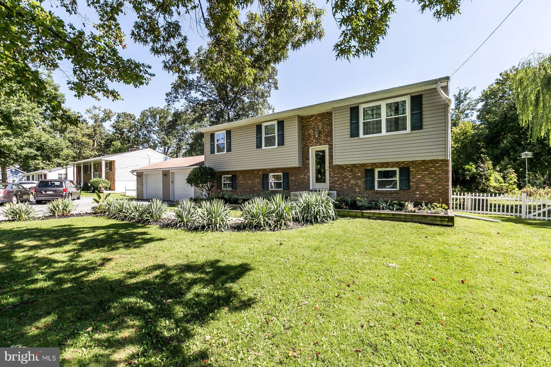 7913 Central Road Pasadena, MD 21122 - Photo 4 of 30 Exterior (Front)