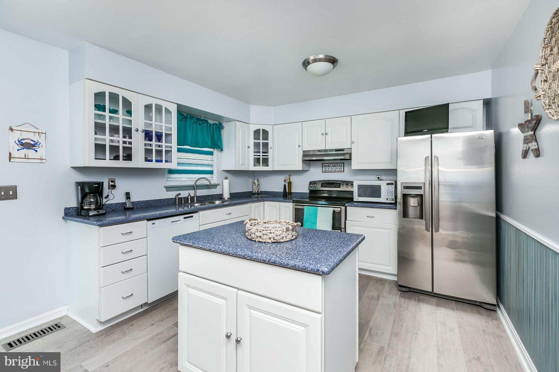 7913 Central Road Pasadena, MD 21122 - Photo 9 of 30 Kitchen