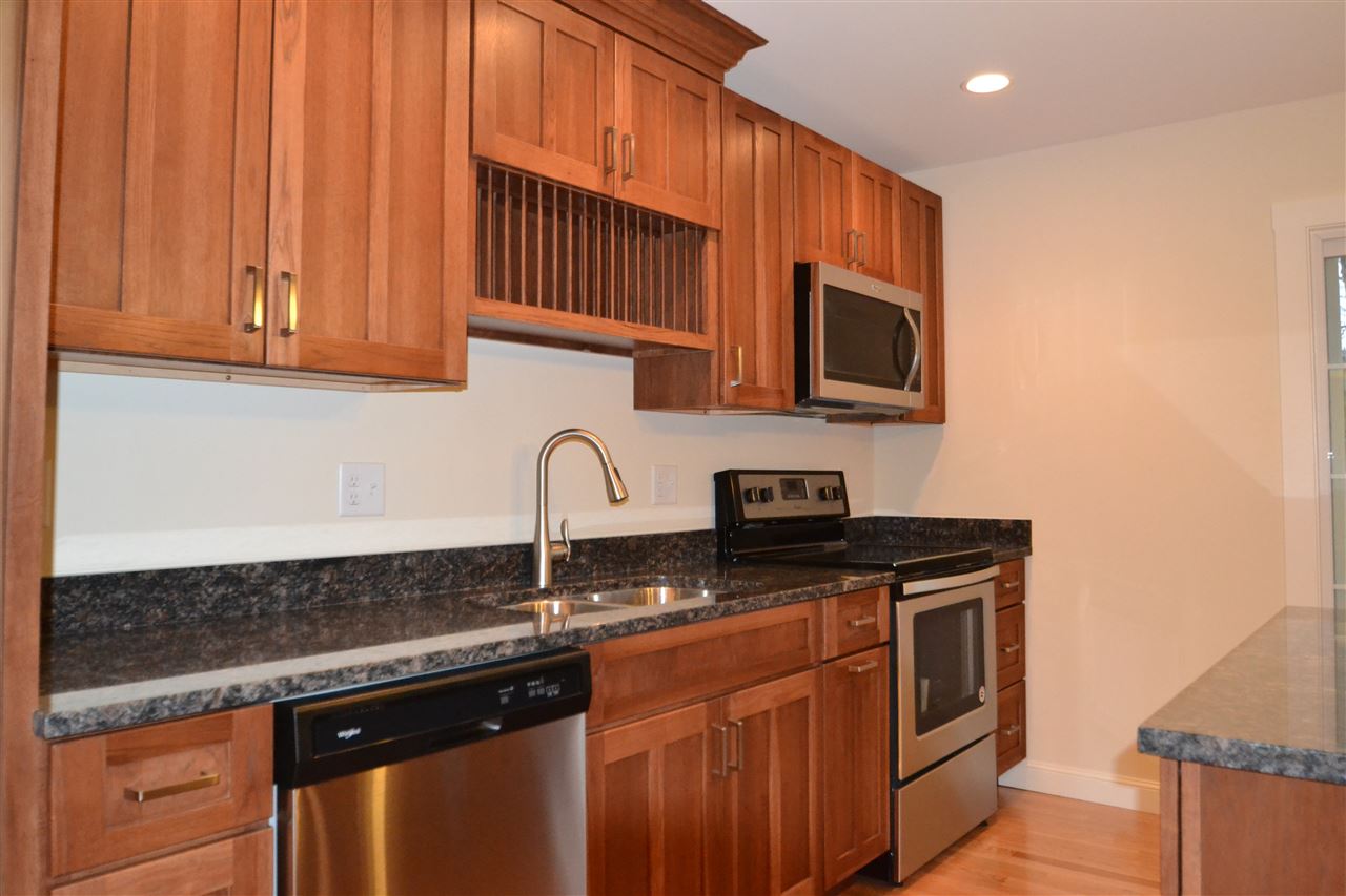 Adams Road, Unit 6 Kittery, ME 03904 - Photo 2 of 34 Gallery Image 2