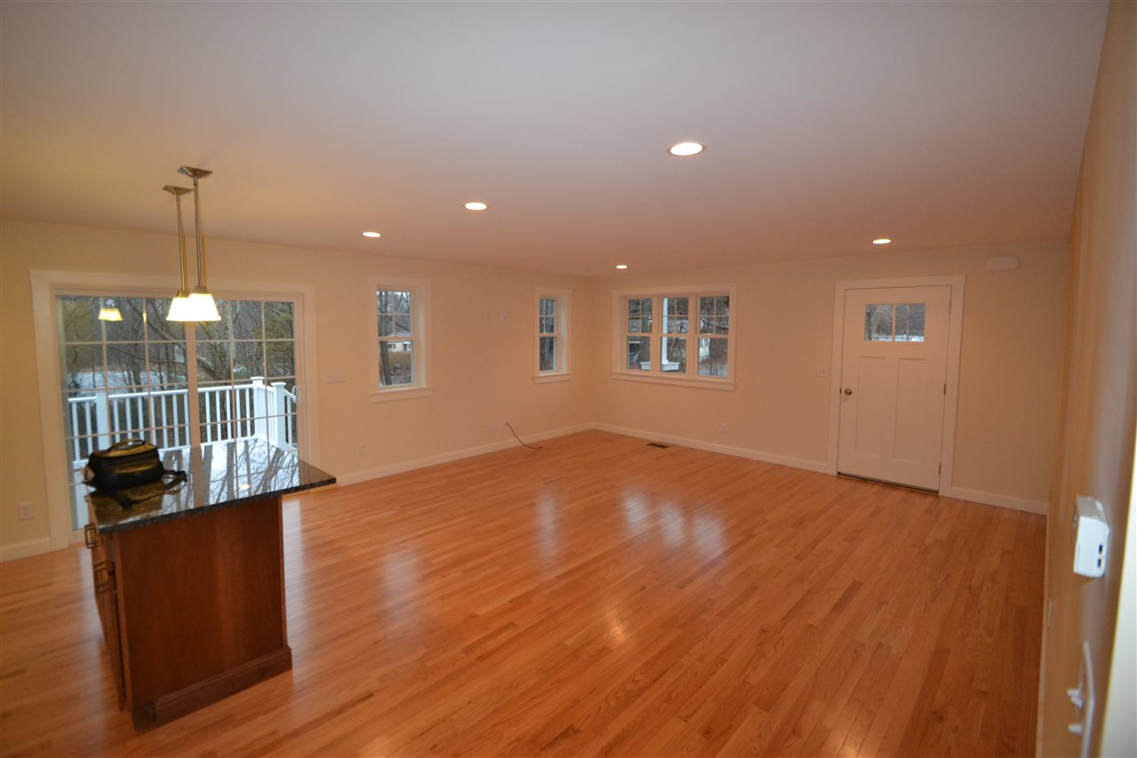 Adams Road, Unit 6 Kittery, ME 03904 - Photo 5 of 34 Gallery Image 5