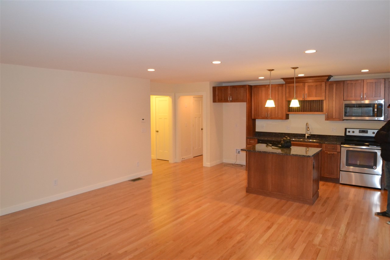 Adams Road, Unit 6 Kittery, ME 03904 - Photo 6 of 34 Gallery Image 6
