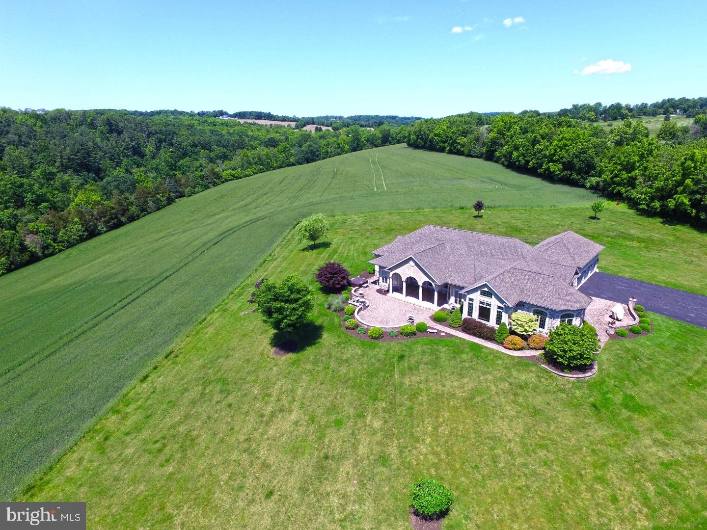 6595 Trickle Creek Road Bath, PA 18014 - Photo 2 of 12 Gallery Image 2