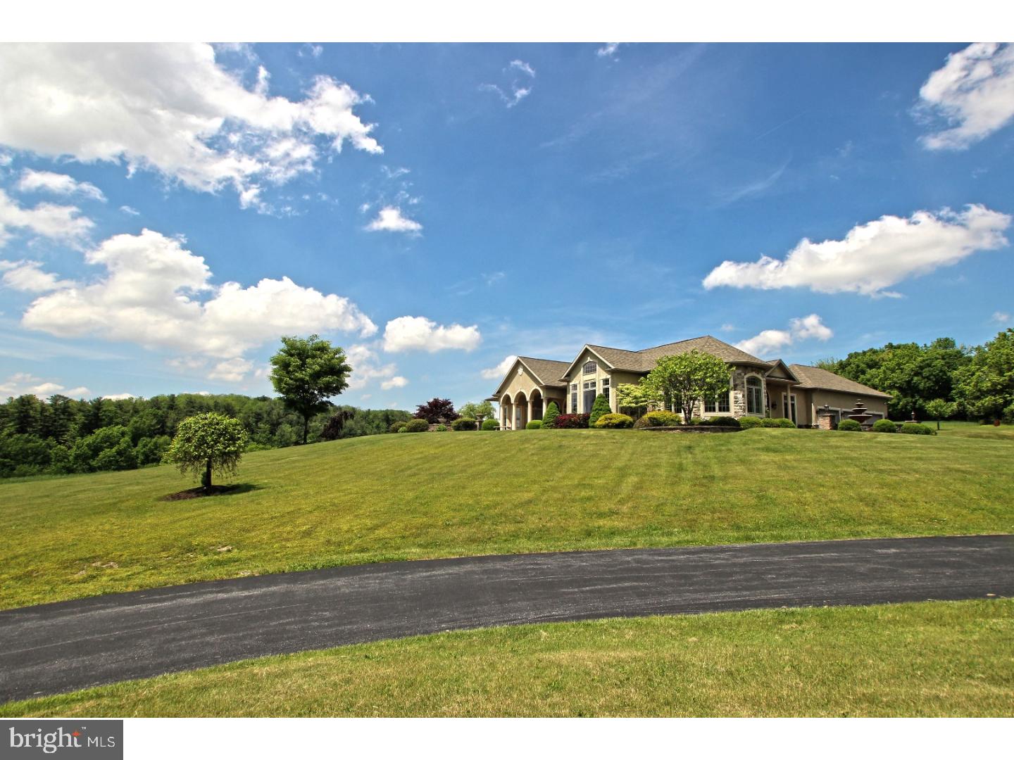 6595 Trickle Creek Road Bath, PA 18014 - Photo 3 of 12 Gallery Image 3