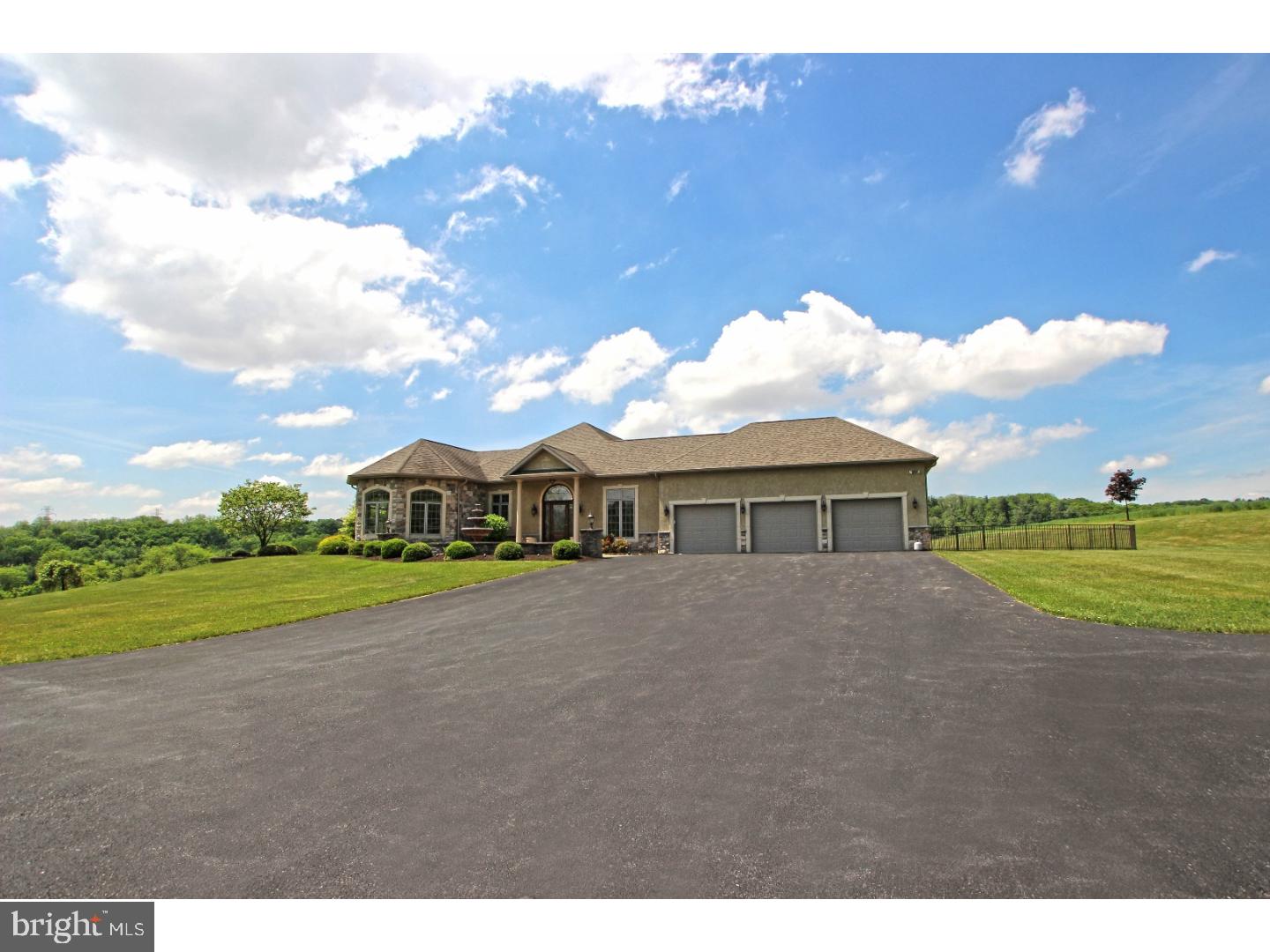 6595 Trickle Creek Road Bath, PA 18014 - Photo 4 of 12 Gallery Image 4