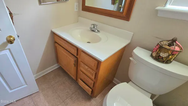 $265,000 | 83 Morning Glory Way, Rotterdam, NY 12303