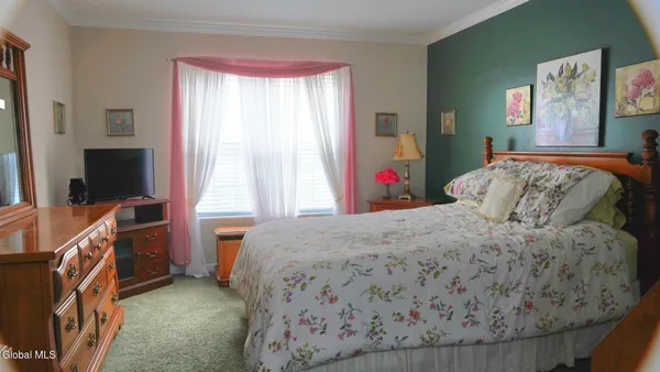 $265,000 | 83 Morning Glory Way, Rotterdam, NY 12303