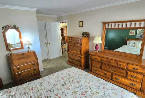 $265,000 | 83 Morning Glory Way, Rotterdam, NY 12303