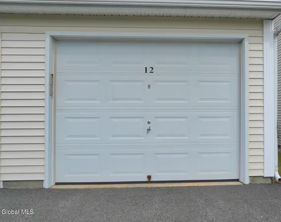 $265,000 | 83 Morning Glory Way, Rotterdam, NY 12303