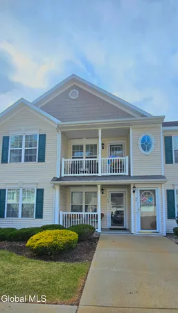 $265,000 | 83 Morning Glory Way, Rotterdam, NY 12303