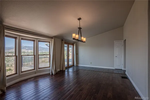 $995,000 | 952 Steamboat Valley Road, Lyons, CO 80540