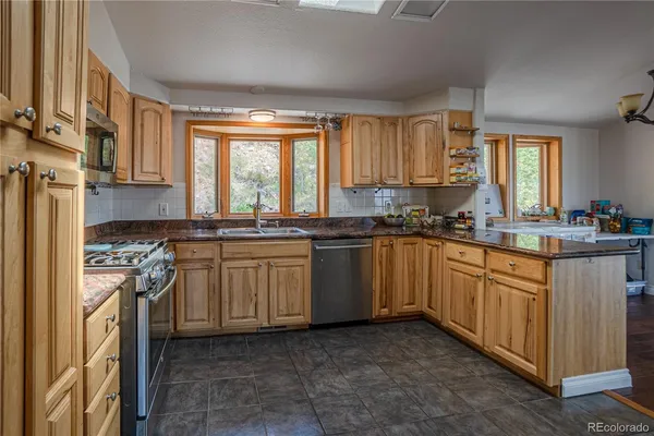 $995,000 | 952 Steamboat Valley Road, Lyons, CO 80540