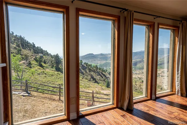 $995,000 | 952 Steamboat Valley Road, Lyons, CO 80540