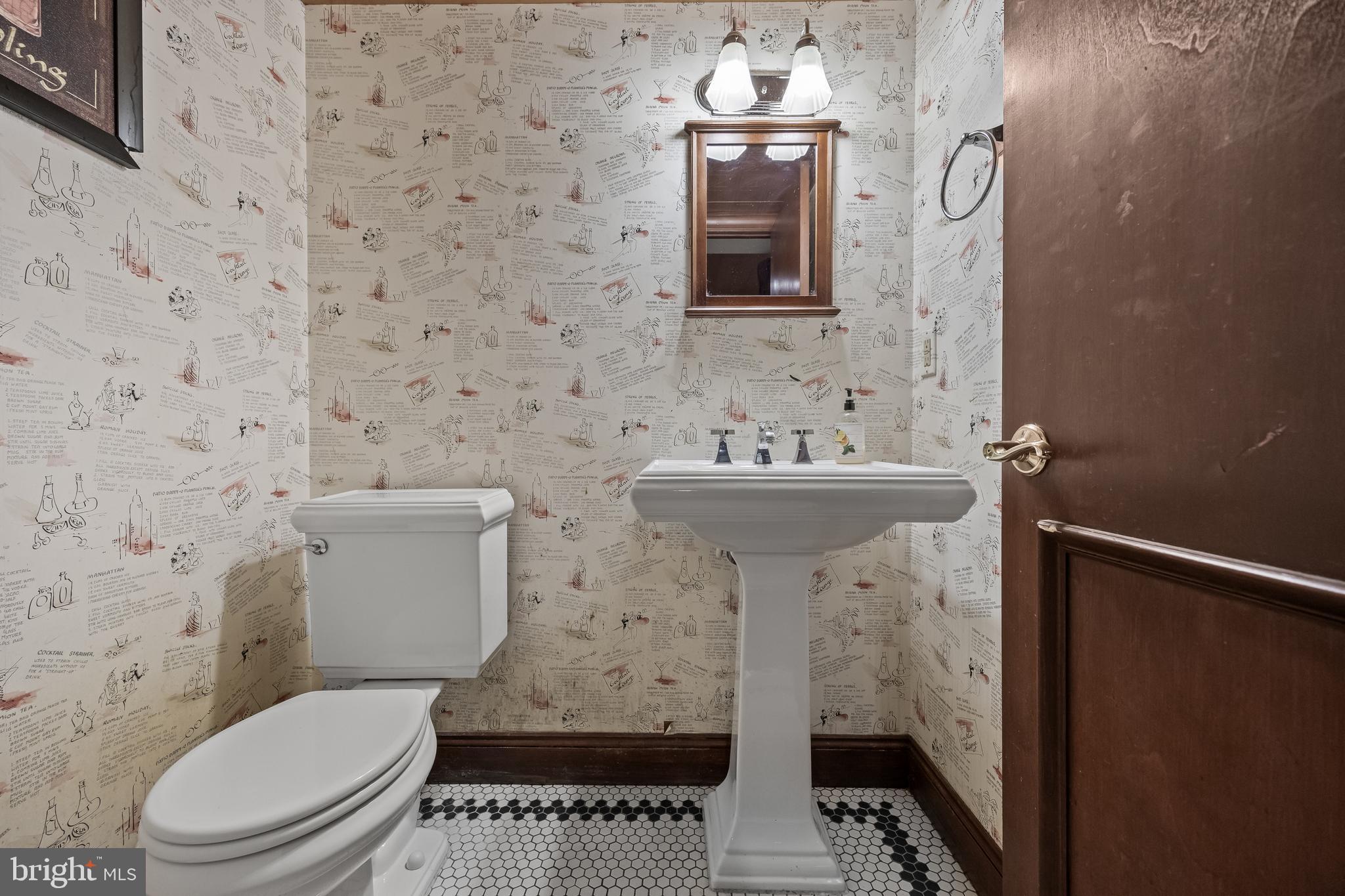 21 Robin Road Moorestown, NJ 08057 - Photo 62 of 82 a bathroom with a sink a toilet and mirror