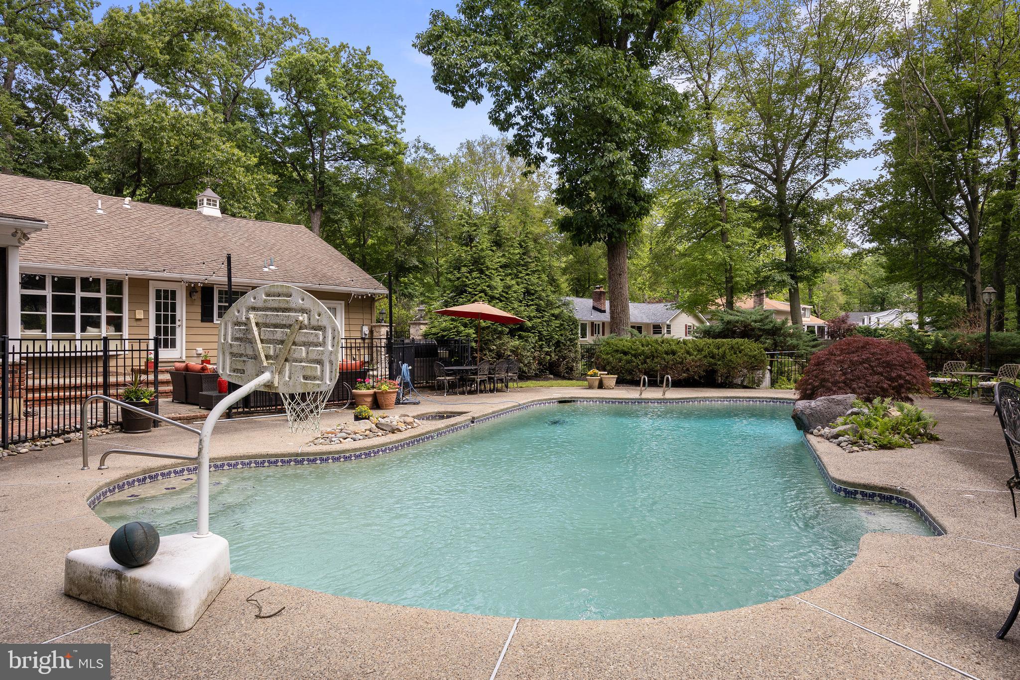 21 Robin Road Moorestown, NJ 08057 - Photo 67 of 82 a view of a house with swimming pool and sitting area