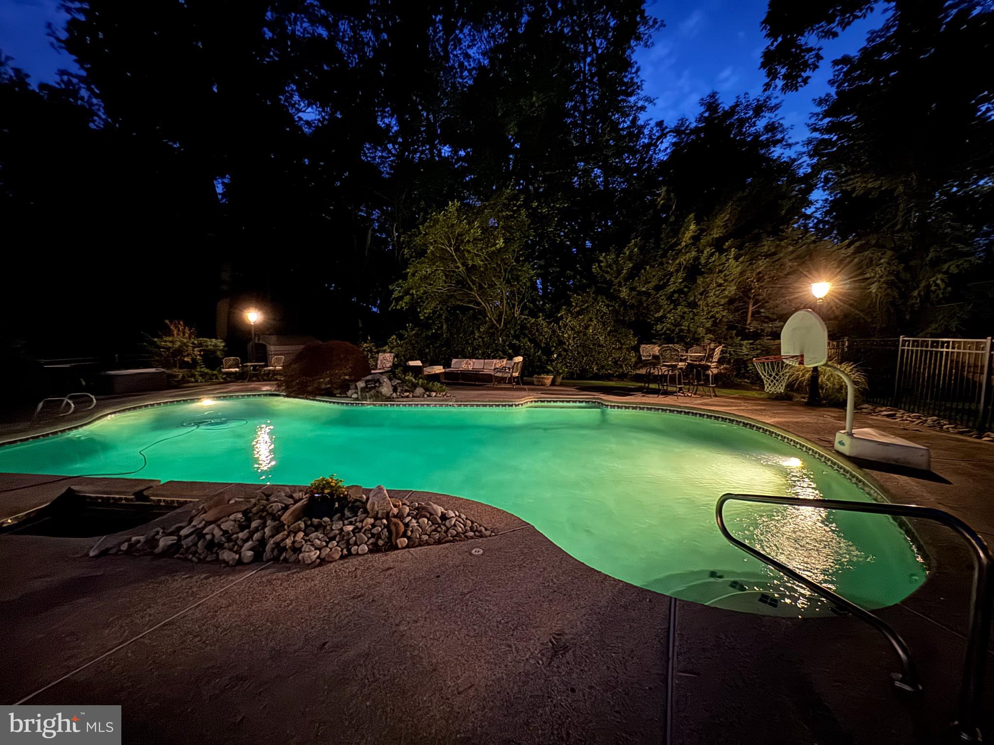 21 Robin Road Moorestown, NJ 08057 - Photo 77 of 82 a view of a golf ground with a yard