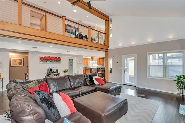 $699,000 | 918 South Fairfield Avenue, Lombard, IL 60148