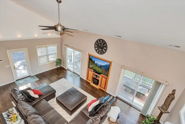 $699,000 | 918 South Fairfield Avenue, Lombard, IL 60148