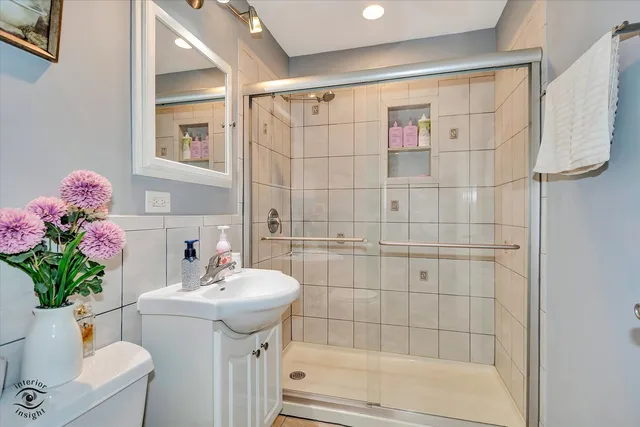 $699,000 | 918 South Fairfield Avenue, Lombard, IL 60148