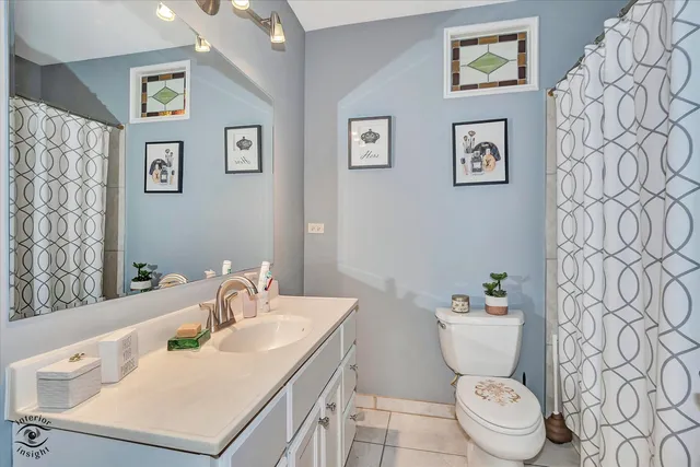 $699,000 | 918 South Fairfield Avenue, Lombard, IL 60148