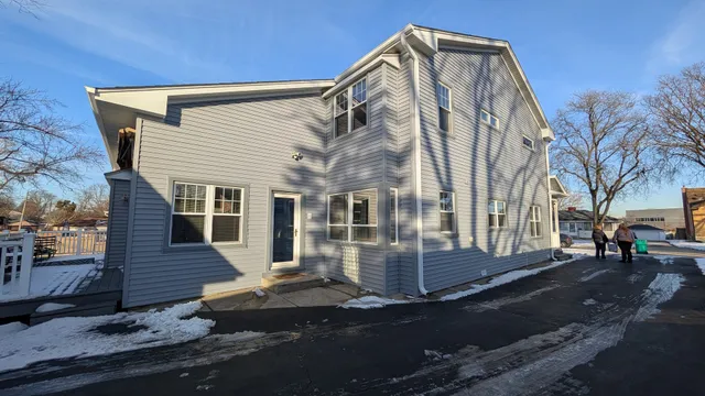 $699,000 | 918 South Fairfield Avenue, Lombard, IL 60148