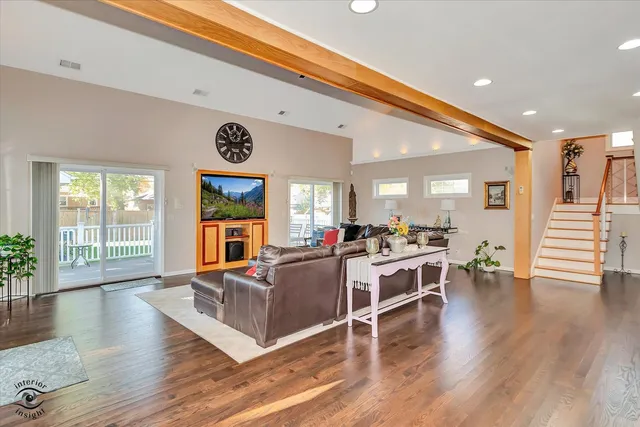 $699,000 | 918 South Fairfield Avenue, Lombard, IL 60148